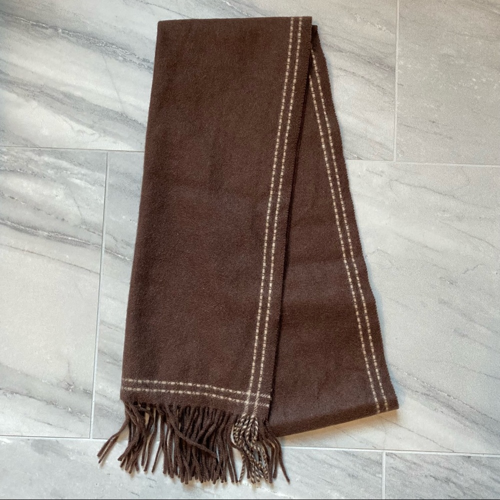 NWOT Geneva 100% Cashmere Brown Scarf With Fringe